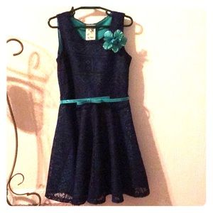 Girls dress